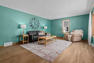 121 S Schaefer St, Appleton, WI 54915 - Photo 5