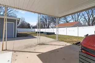 121 S Schaefer St, Appleton, WI 54915 - Photo 27