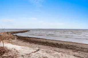 N9003 Lakeshore Dr, Van Dyne, WI 54979 - Photo 37