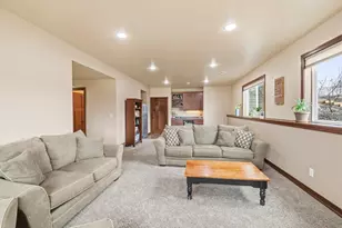 3383 Hawkeye Ct, Suamico, WI 54313 - Photo 37