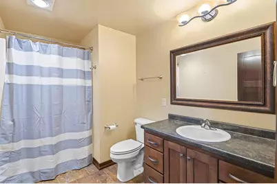 3383 Hawkeye Court, Suamico, WI 54313 - Photo 35