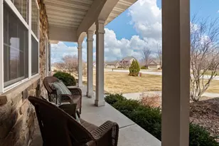 2949 Seafarer Way, Suamico, WI 54173 - Photo 3