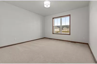 2041 Bear Paw Trail, Kaukauna, WI 54130 - Photo 21