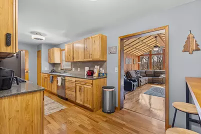 4726 Hessel Court, Manitowoc, WI 54220 - Photo 17