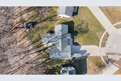 4726 Hessel Court, Manitowoc, WI 54220 - Photo 43