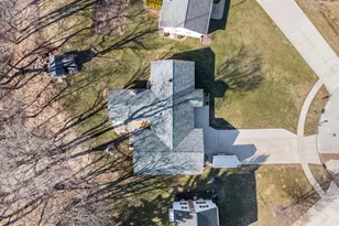 4726 Hessel Ct, Manitowoc, WI 54220 - Photo 43