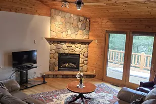 16245 Crestview Dr, Riverview, WI 54149 - Photo 11