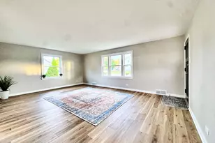 310 W Ryan St, Brillion, WI 54110 - Photo 3