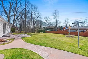 2245 Larkspur Dr, Appleton, WI 54915 - Photo 5