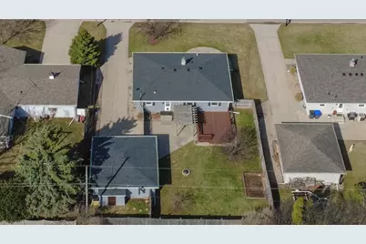 1254 Wild Rose Lane, Neenah, WI 54956 - Photo 47