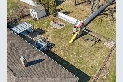 421 Memory Court, Green Bay, WI 54301 - Photo 37