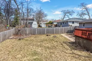 2070 W Point Terrace, Green Bay, WI 54304 - Photo 27