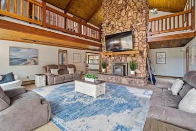 4431 Swallow Banks Lane, Oshkosh, WI 54904 - Photo 5