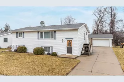 827 Heritage Trail, Oshkosh, WI 54904 - Photo 1