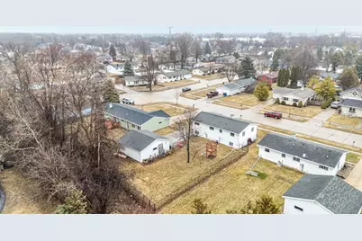 827 Heritage Trail, Oshkosh, WI 54904 - Photo 29