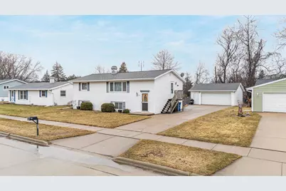 827 Heritage Trail, Oshkosh, WI 54904 - Photo 33