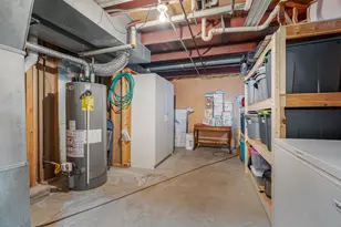 827 Heritage Trail, Oshkosh, WI 54904 - Photo 25