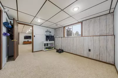 827 Heritage Trail, Oshkosh, WI 54904 - Photo 21