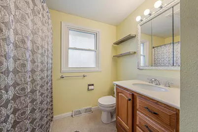 827 Heritage Trail, Oshkosh, WI 54904 - Photo 15