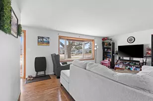 2562 Libal St, Green Bay, WI 54301 - Photo 5