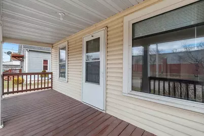 811 Harvey Street, Green Bay, WI 54302 - Photo 3