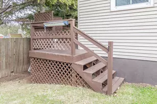 828 W Warren St, New London, WI 54961 - Photo 33