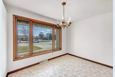 1559 Langlade Avenue, Green Bay, WI 54304 - Photo 9