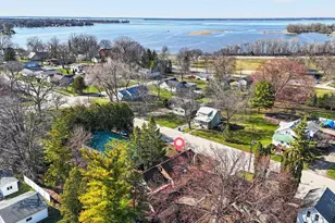 503 Riverview Dr, Winneconne, WI 54986 - Photo 11