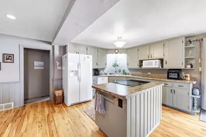 1202 Red Maple Road, De Pere, WI 54115 - Photo 7