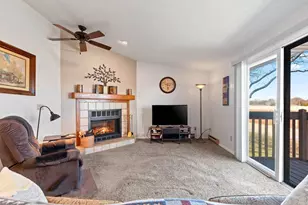 2409 Cedar Ridge Ct, Green Bay, WI 54313 - Photo 3