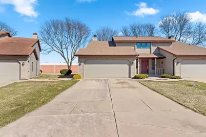 2409 Cedar Ridge Court #C, Green Bay, WI 54313 - Photo 1