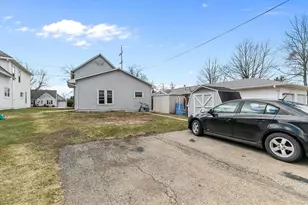 428 W 10th St, Kaukauna, WI 54130 - Photo 19