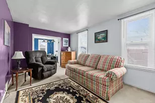 428 W 10th St, Kaukauna, WI 54130 - Photo 9