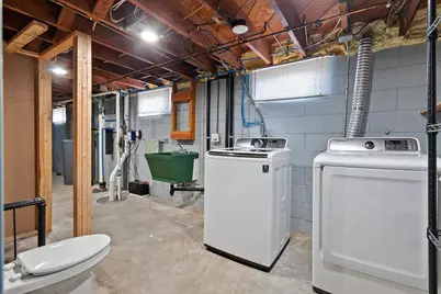 3107 S Webster Avenue, Green Bay, WI 54301 - Photo 29