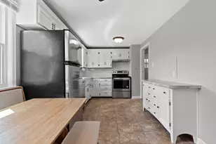 3107 S Webster Ave, Green Bay, WI 54301 - Photo 9