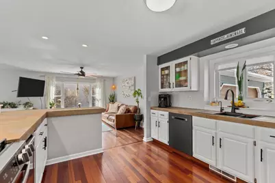 1866 Cliffview Court, Oshkosh, WI 54901 - Photo 17