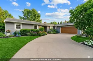 1866 Cliffview Ct, Oshkosh, WI 54901 - Photo 1