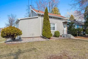 846 Oak St, De Pere, WI 54115 - Photo 27