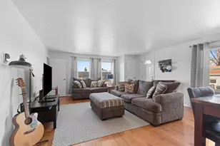 846 Oak St, De Pere, WI 54115 - Photo 7