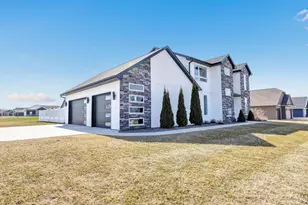 1015 Nutmeg Dr, De Pere, WI 54115 - Photo 33