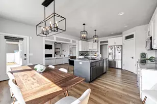 1015 Nutmeg Dr, De Pere, WI 54115 - Photo 9