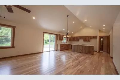 1079 E Lake Ridge Road, Wautoma, WI 54982 - Photo 9