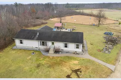 W9041 Airport Road, Crivitz, WI 54114 - Photo 3