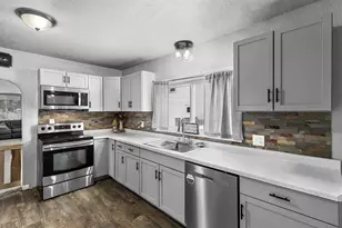 1533 Pierce Ave, Marinette, WI 54143 - Photo 19