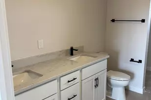 8367 Marlo Ave, Neenah, WI 54956 - Photo 7