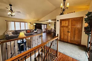 458 Windmill Dr, Kaukauna, WI 54130 - Photo 3