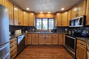 458 Windmill Dr, Kaukauna, WI 54130 - Photo 9