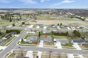 1703 Eisenhower St, New Holstein, WI 53061 - Photo 39