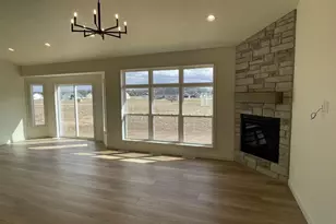 3757 Evelyn Rose Ln, Suamico, WI 54313 - Photo 3