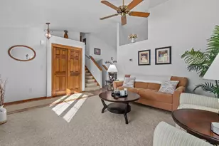 1239 Fawn Dr, Neenah, WI 54956 - Photo 11